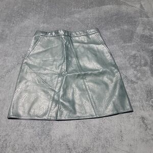ZARA BASIC  Green Faux Leather  Mini A-Line Skirt  Size S